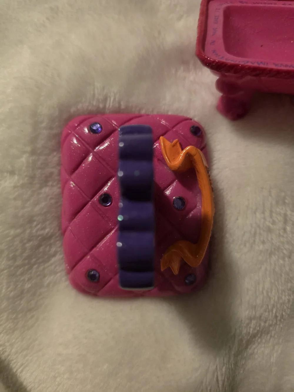 Claire's 2002 Bright Pink Quilted Trinket Box with Flower Stamp